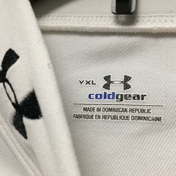 Under Armour YXL Mock Neck, Long Sleeve, Unisex - Picture 3 of 7